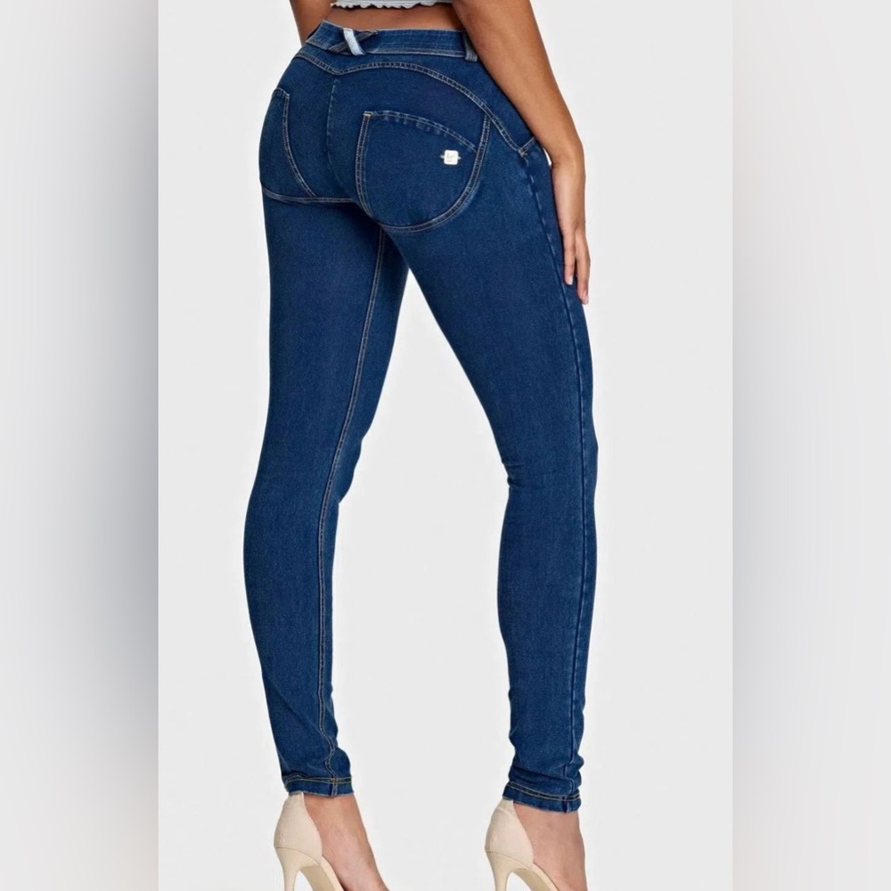 Freddy WR.UP Women's Blue Jeans Size M US 6